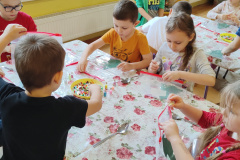 Sensoryczna-choinka-7